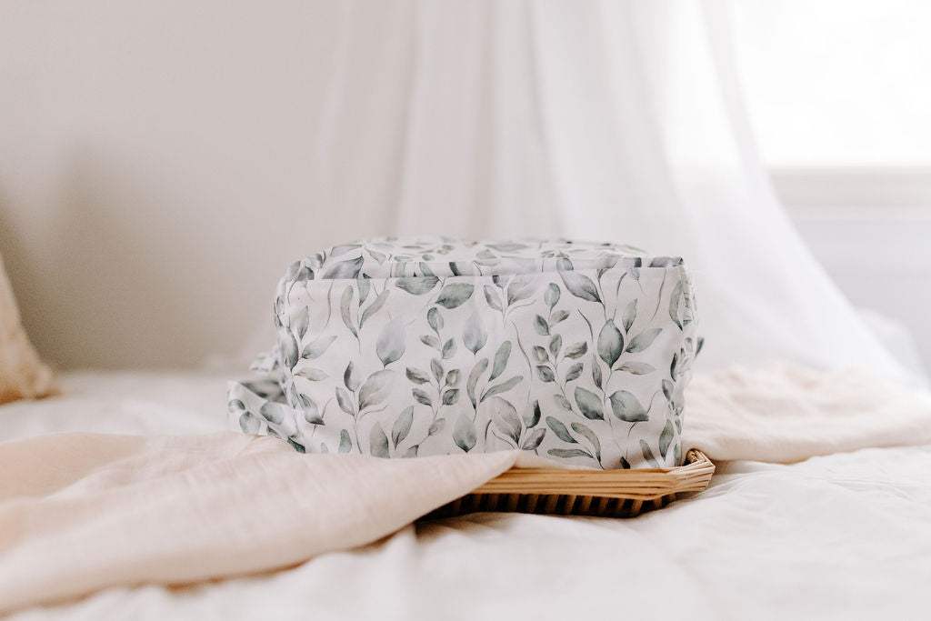 Nova | Sea Breeze Reversible Water Resistant Diaper Pod / Travel Cube