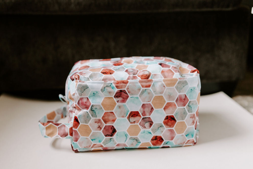 Honeycomb Water Resistant Diaper Pod / Travel Cube