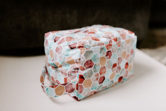 Honeycomb Water Resistant Diaper Pod / Travel Cube